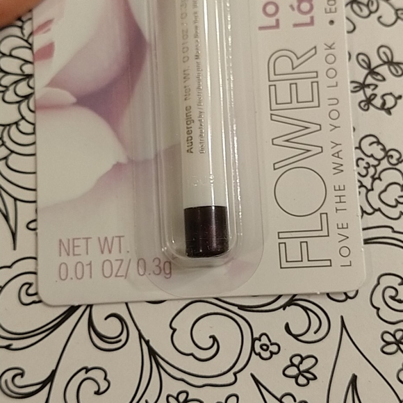 Flower Cosmetics makeup and Clinique bag set - Picture 12 of 15